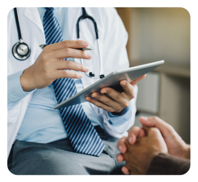 Clinician discussing VO2 Max and metabolic age results with patient for personalized care.